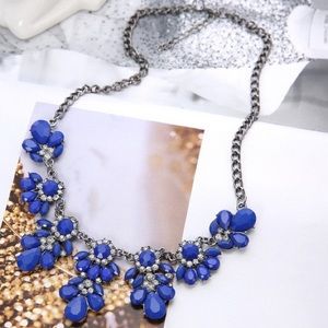 💥Statement Necklace Royal blue💥