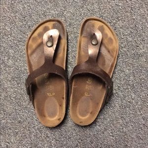 Birkenstocks size 7 (37)