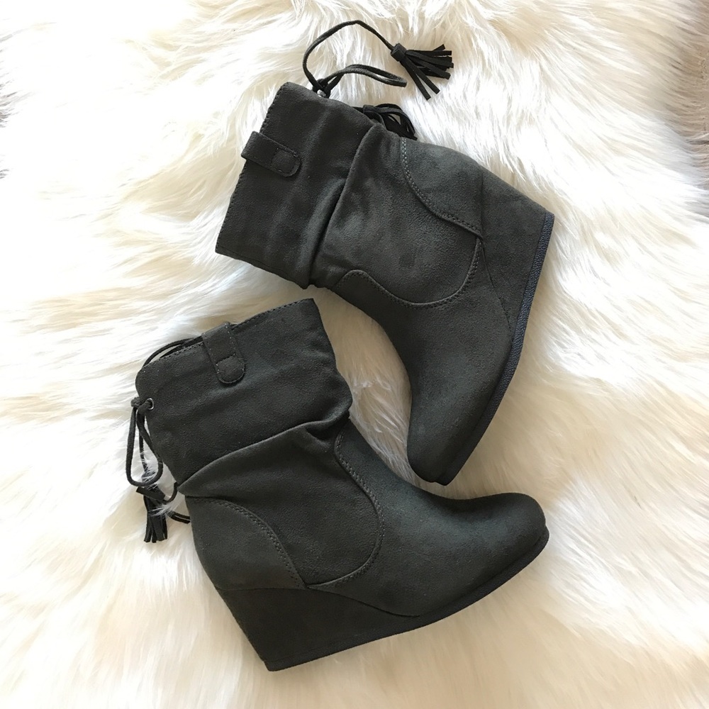 Military Green Fringe Tassel Wedge Slouch Boots - Picture 4 of 6