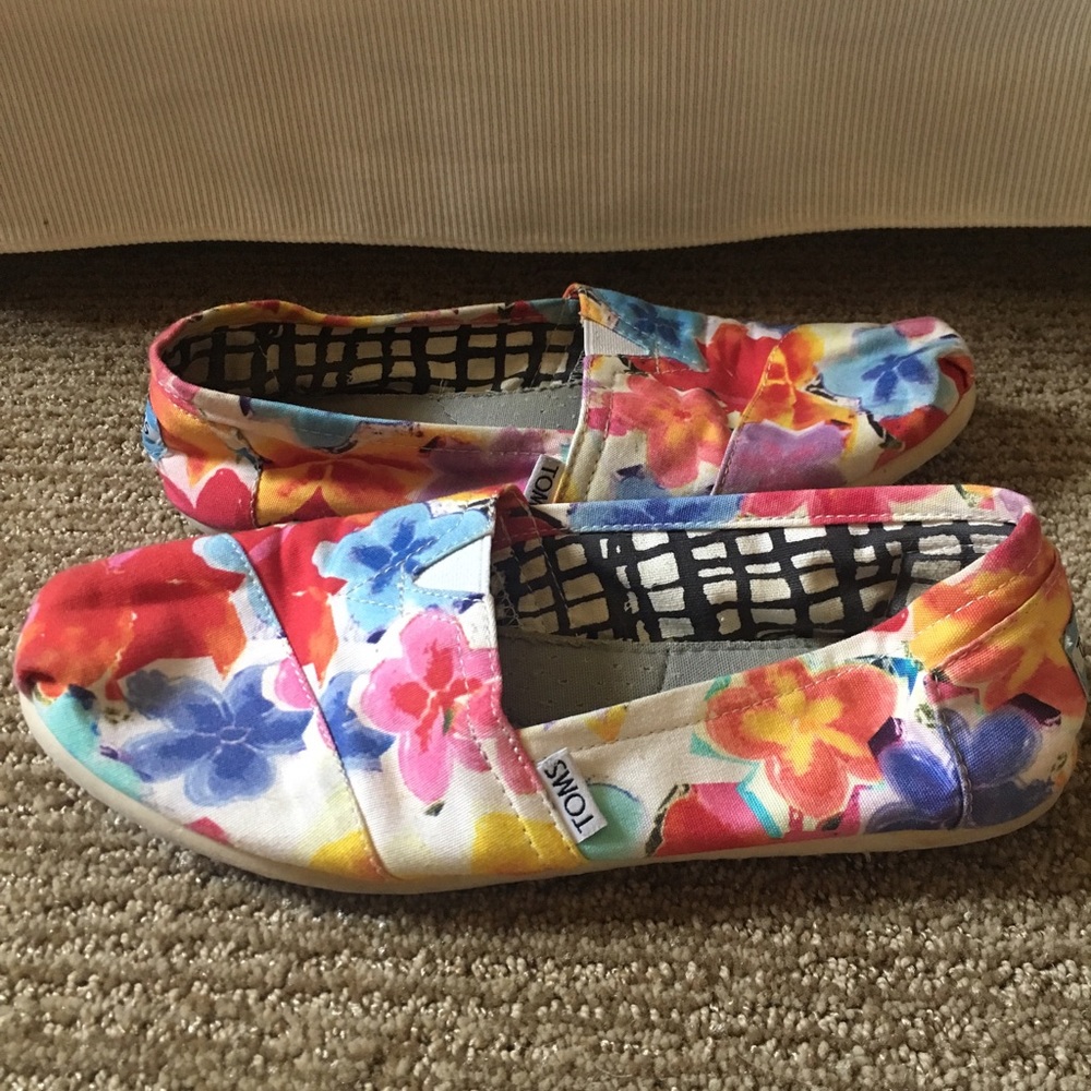 Floral print Tom's