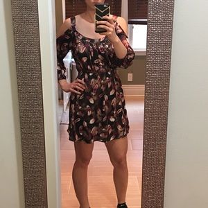 2bebe feather cold-shoulder dress