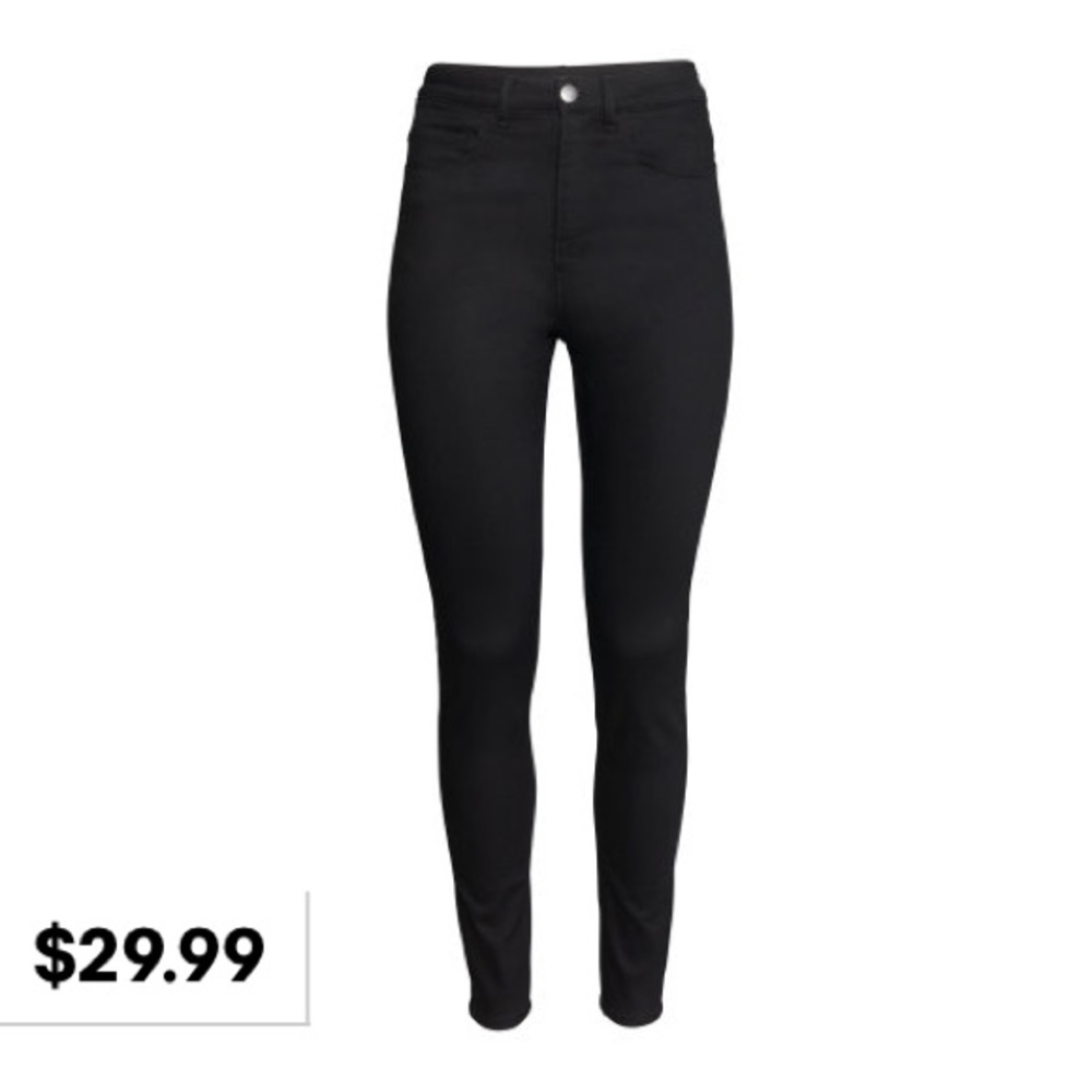 Black high waisted H&M pants 🖤