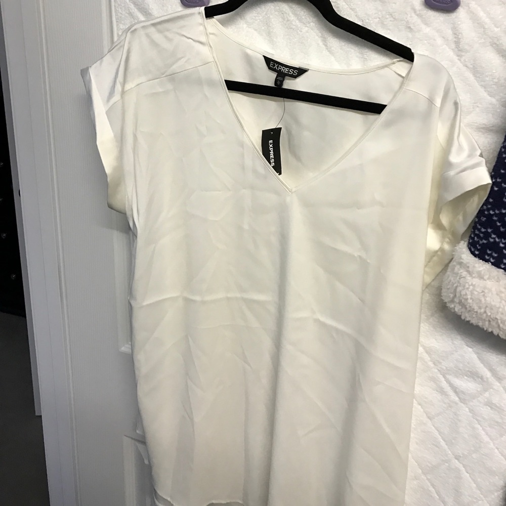 Cream Express V neck