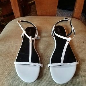 Casual sandals