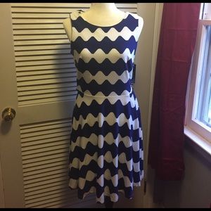Maia bow blue and white bow back dress