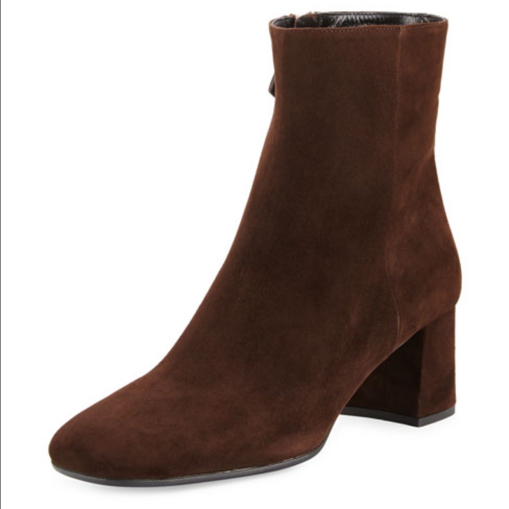 Taper-Toed Boots