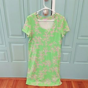 Lilly Pulitzer T-Shirt dress