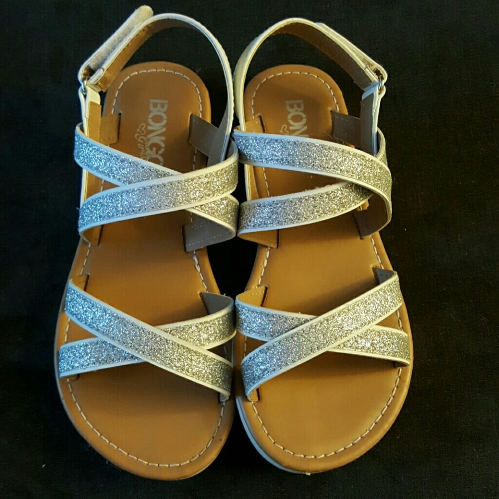 Girls shoes