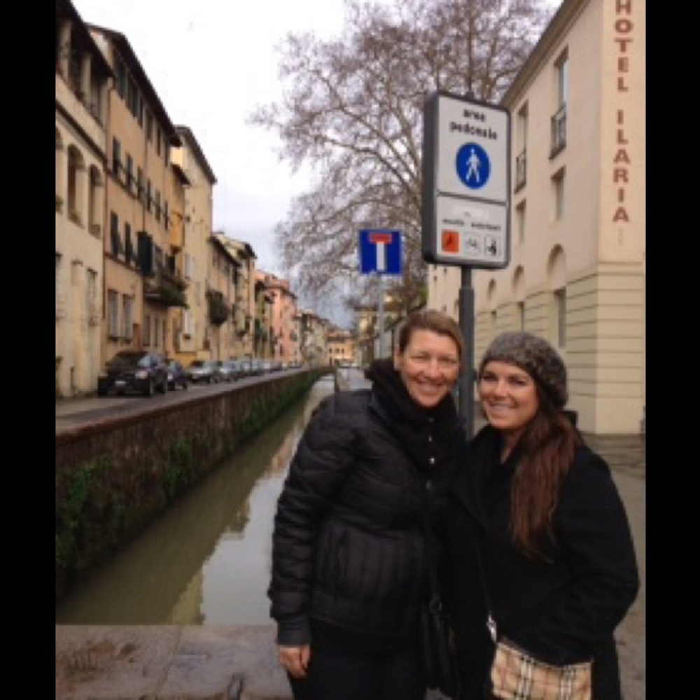 Meet your Posher, Julie