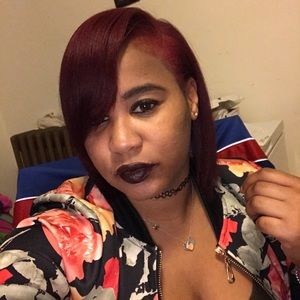 Meet your Posher, Valarie