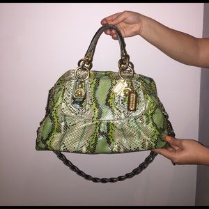COACH, mad multi python