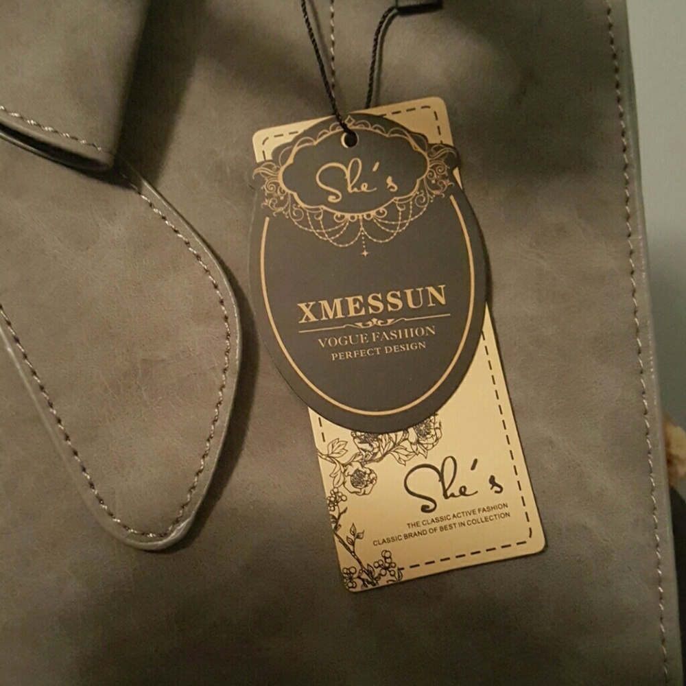 PRICE FIRM LAST ONE ๐ท๐ท LEATHER BOW BAG๐ - Picture 2 of 5