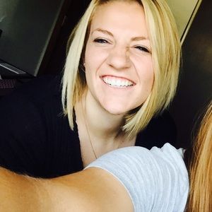 Meet your Posher, Jacqueline