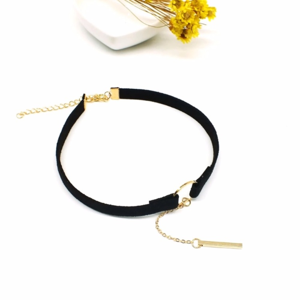 Choker - Picture 3 of 4