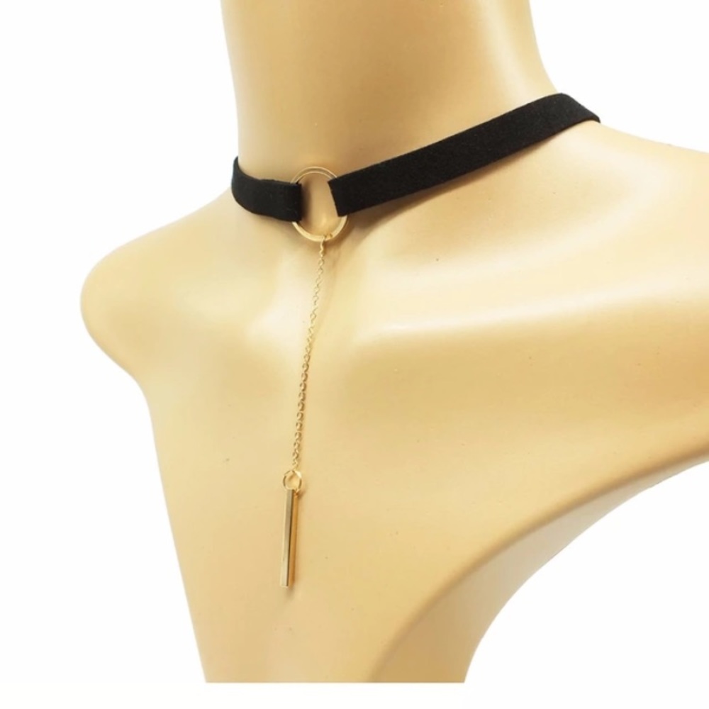 Choker - Picture 4 of 4