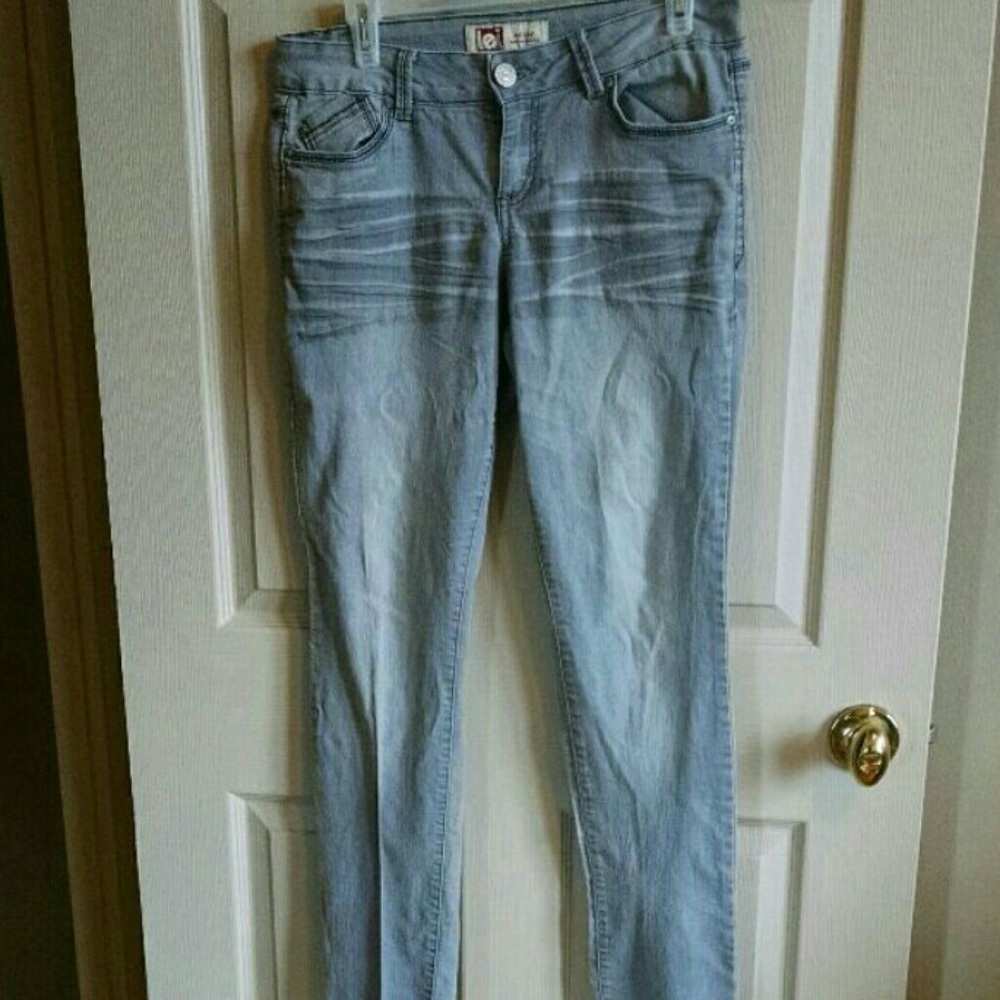Grey skinny jeans