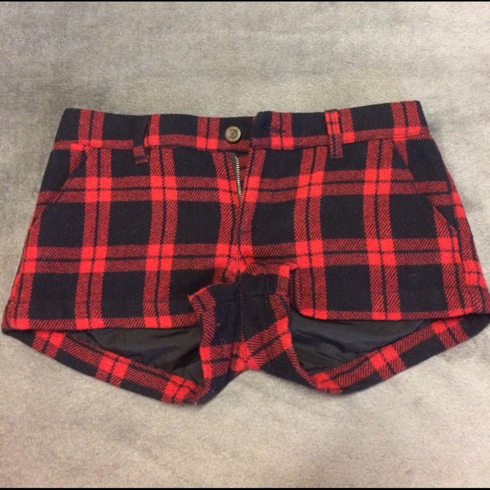 Abercrombie & Fitch Plaid Shorts