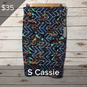 Lularoe Cassie
