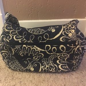 VERA BRADLEY navy and white pattern
