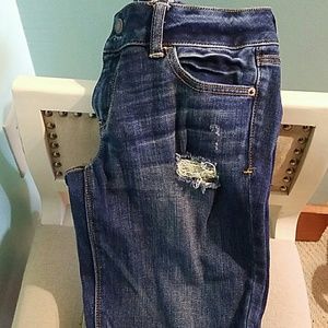 American Eagle distressed jeans