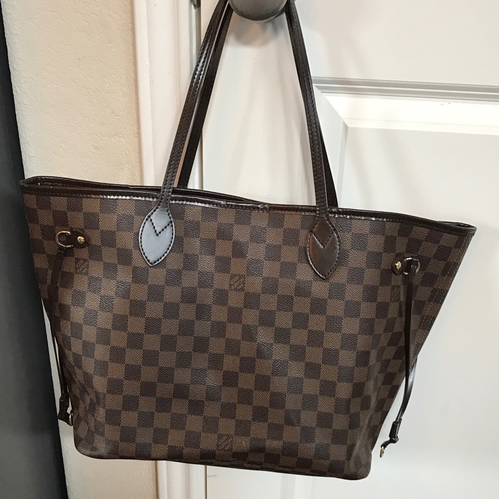 Louis Vuitton shoulder bag