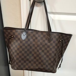 Louis Vuitton shoulder bag