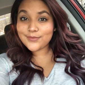 Meet your Posher, Nina