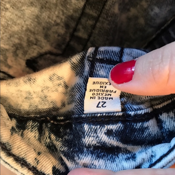 True religion jeans size 27 woman's - Picture 4 of 5