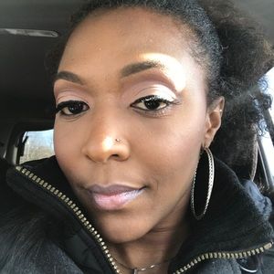 Meet your Posher, Keisha