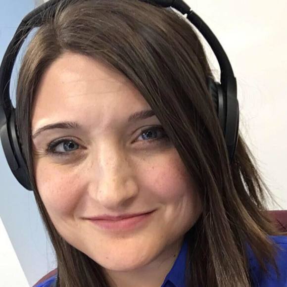 Meet your Posher, Jenn - Picture 1 of 1