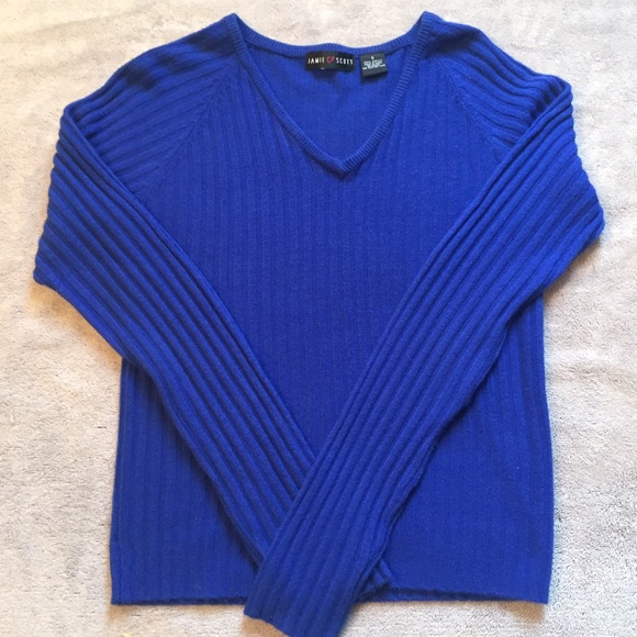 90's Ribbed V-Neck - Picture 2 of 3