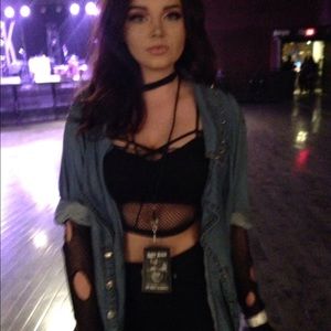 Meet your Posher, Makenzie