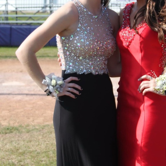 Prom dress!!! - Picture 4 of 5