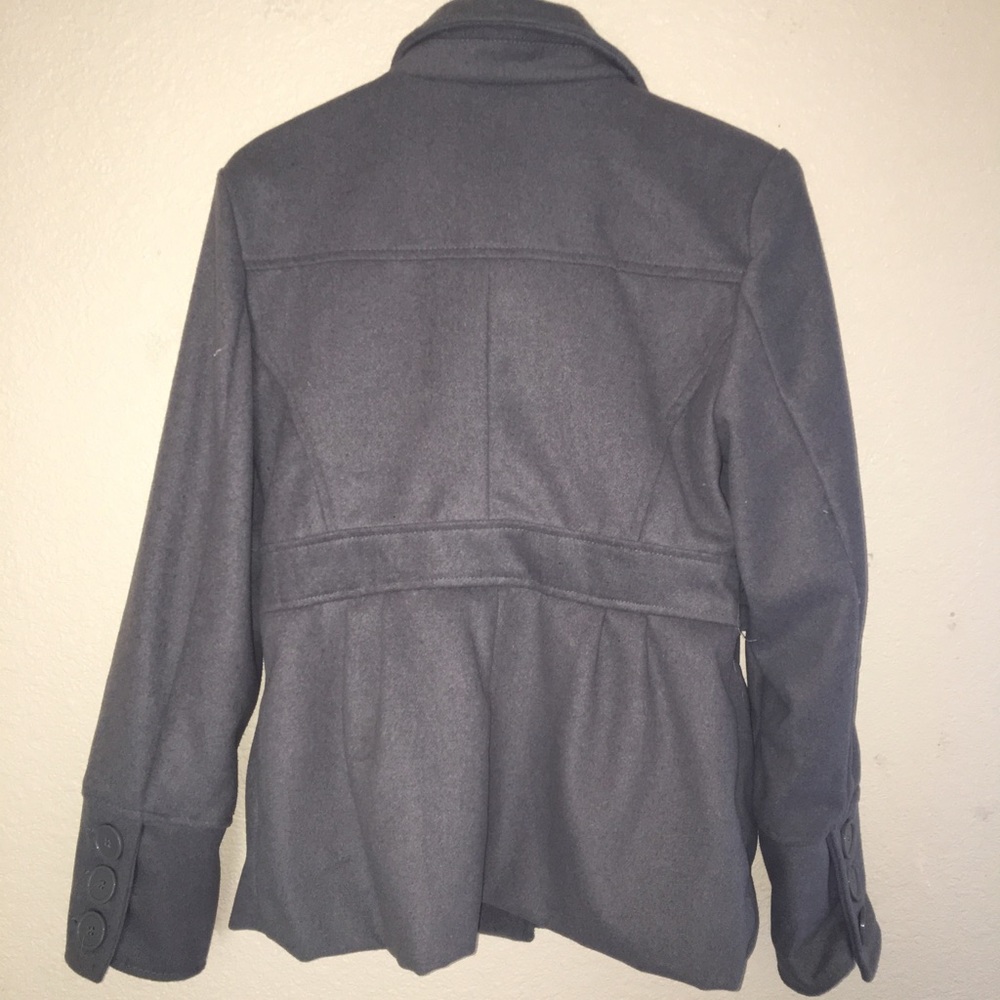 Gray coat - Picture 2 of 2