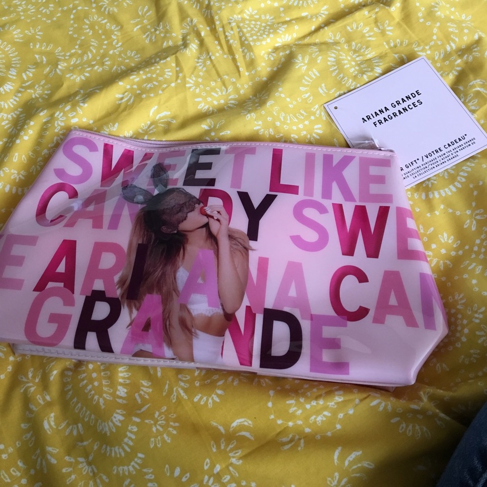Ariana grande make up pouch
