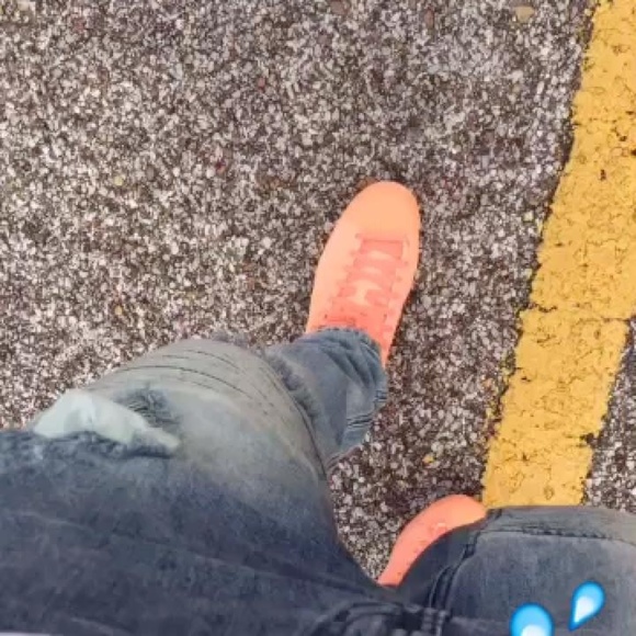 Meet your Posher, Eldon - Picture 1 of 1