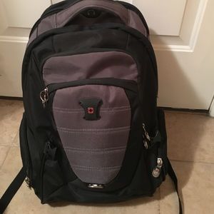 BACKPACK MUST GO: Swiss Gear backpack