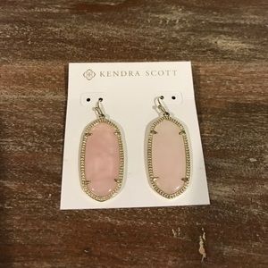 REDUCED! Kendra Scott Elle earrings in rose quartz