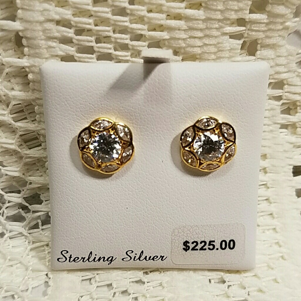 Emotions Swarovski Zirconia Stud Earrings