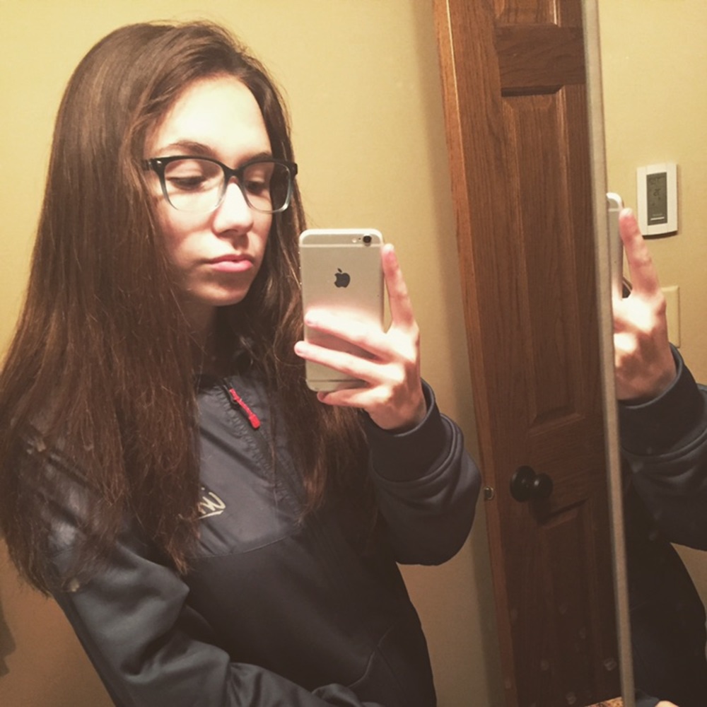 Meet your Posher, Lauren