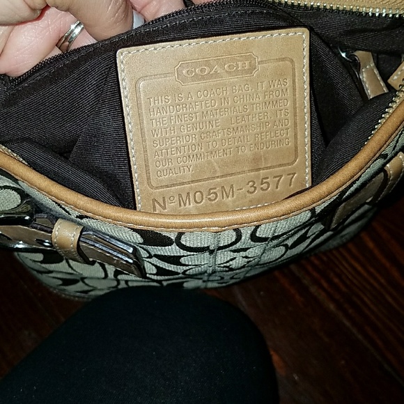 COACH purse - Picture 3 of 4