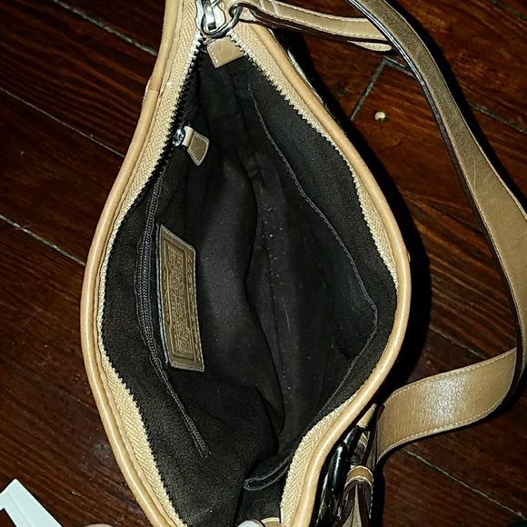 COACH purse - Picture 4 of 4