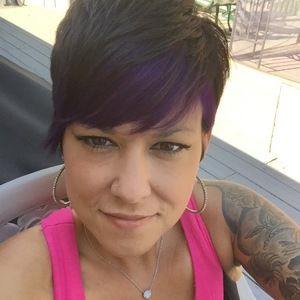 Meet your Posher, Nickie