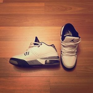 Air Jordan Flight 23 Basketball Sneakers size 4Y