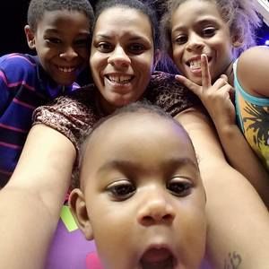 Meet your Posher, Chanel