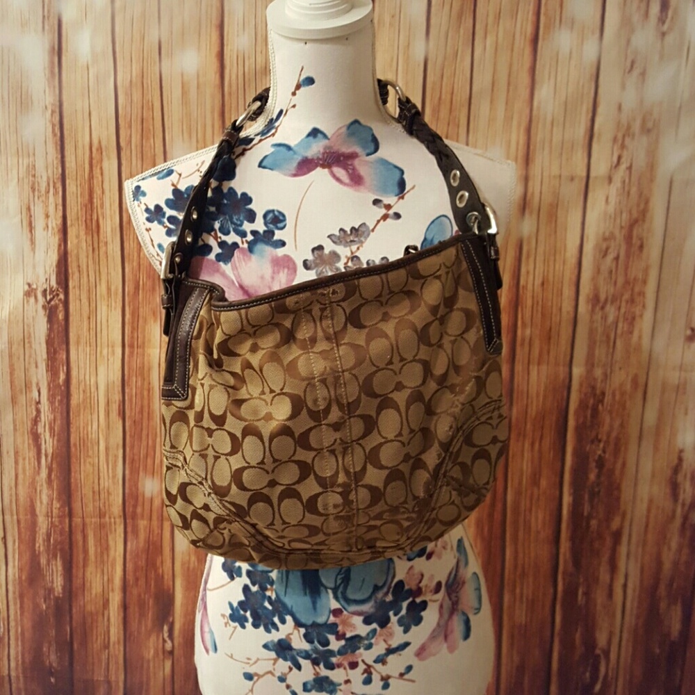 *REDUCED!* Authentic Coach purse