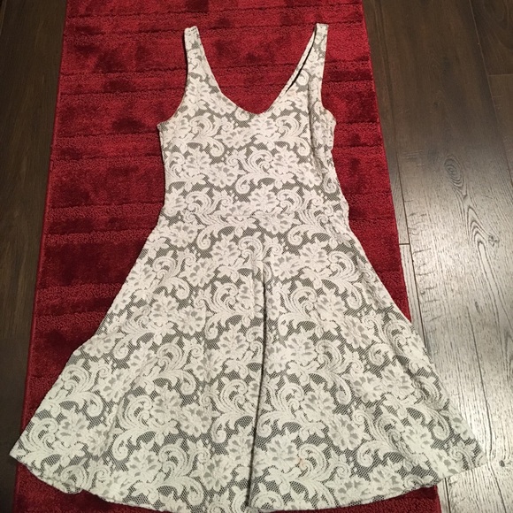 Abercrombie and fitch lace dress - Picture 2 of 2