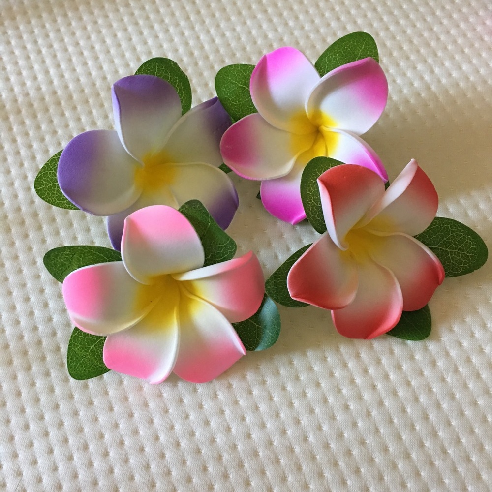 (SOLD) Plumeria Flower Hair Clips