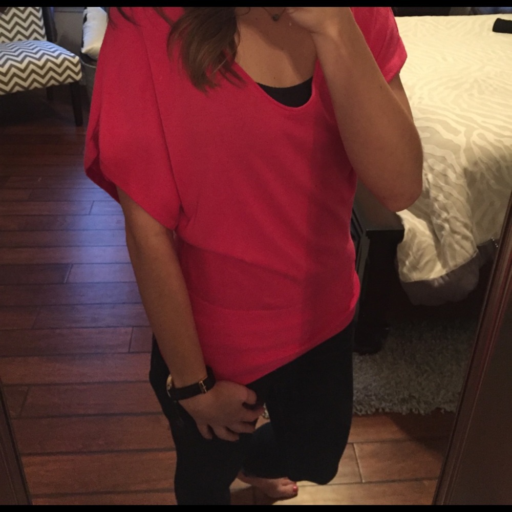 Pink Express V-Neck short sleeve sweater