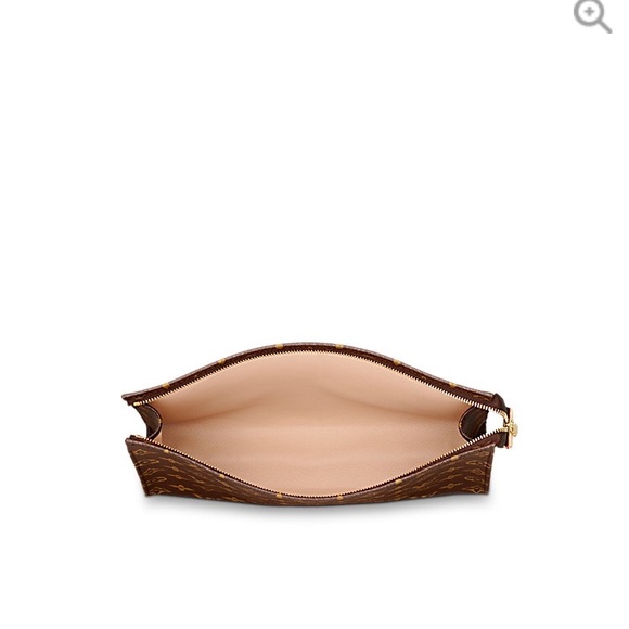 Louis Vuitton - Picture 2 of 4